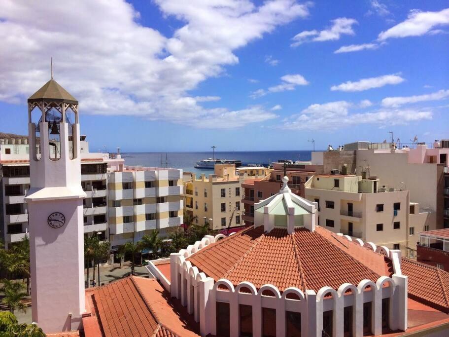 Comodo Y Centrico, Cristianos Apartment